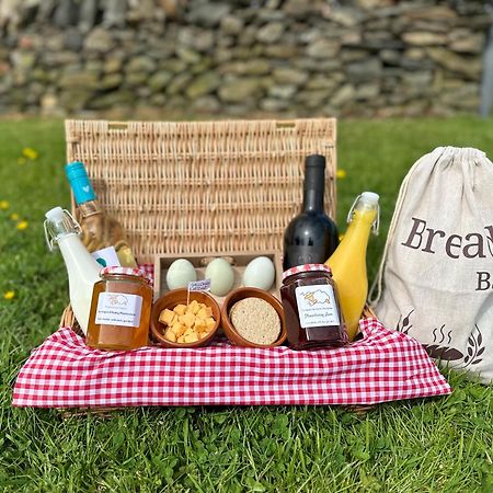Bunnahabhain 5 - Farm Stay - Stunning sea&rural views Stranraer Exterior foto